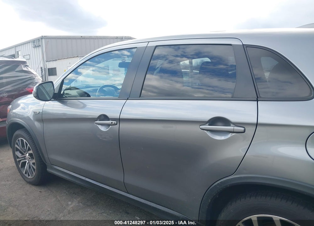 2017 MITSUBISHI OUTLANDER SPORT 2.4 SE VIN: JA4AP3AW8HZ064826