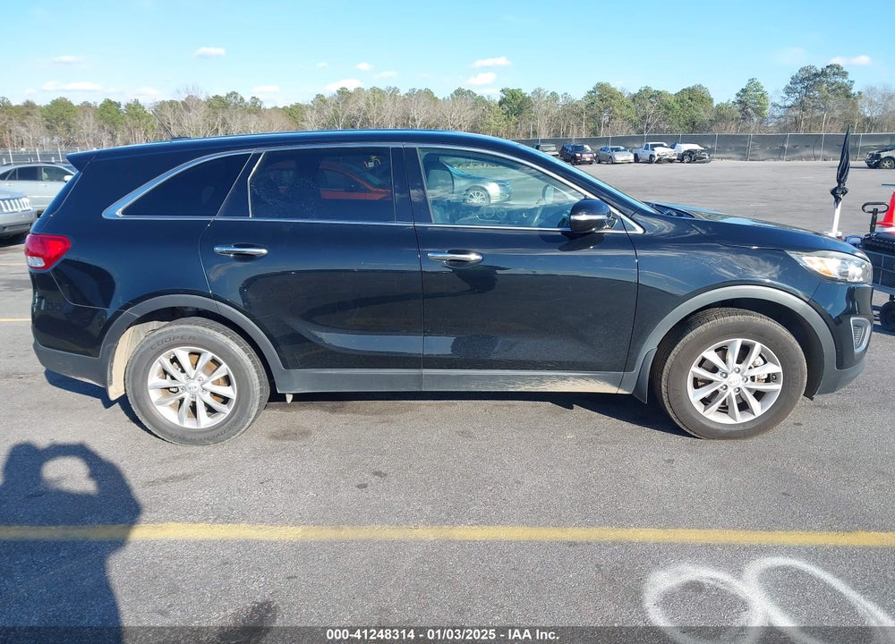 2017 KIA SORENTO 2.4L L VIN: 5XYPG4A32HG283243