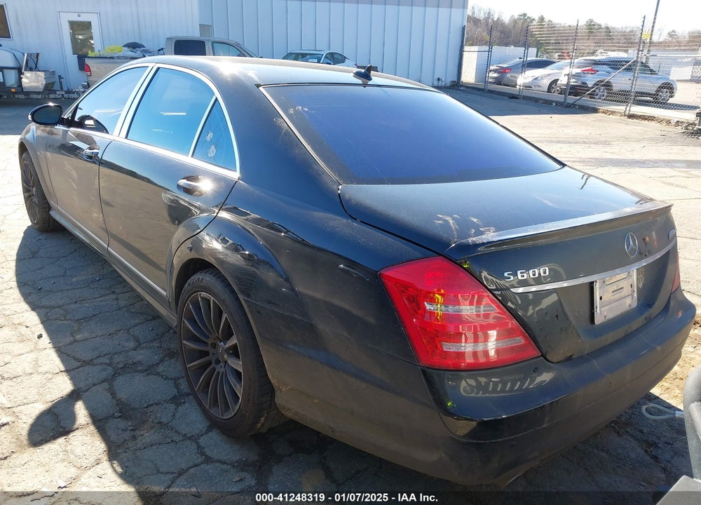 2008 MERCEDES-BENZ S 550 VIN: WDDNG71X58A233597