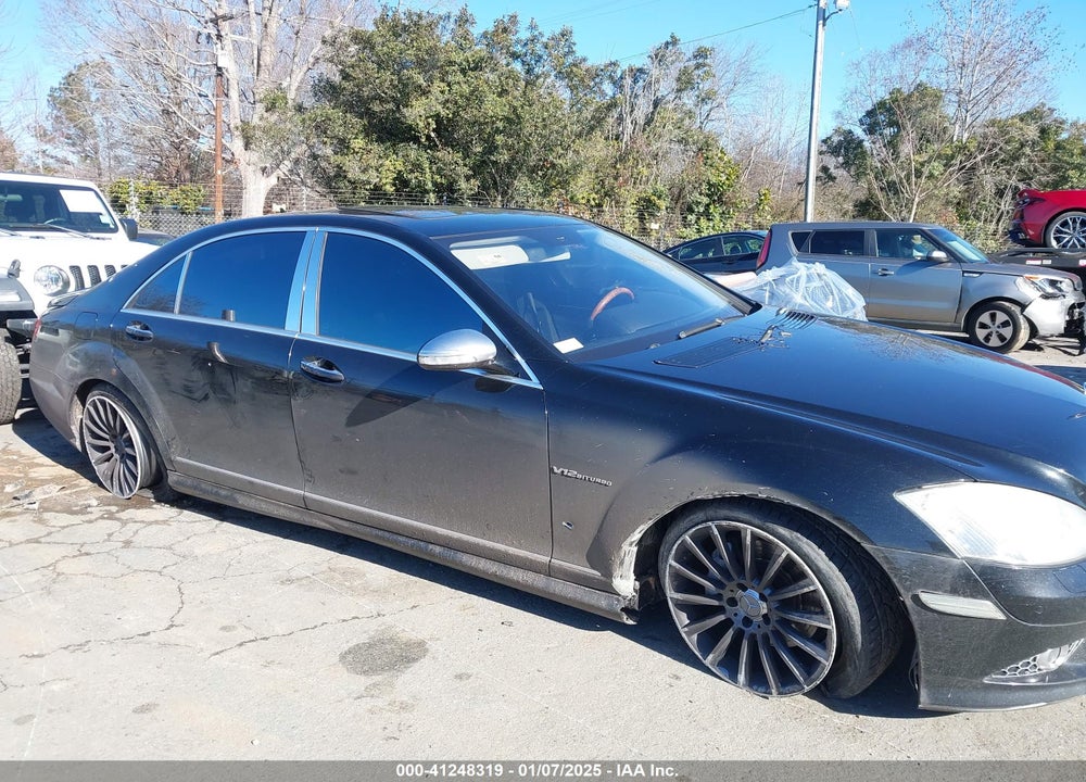 2008 MERCEDES-BENZ S 550 VIN: WDDNG71X58A233597