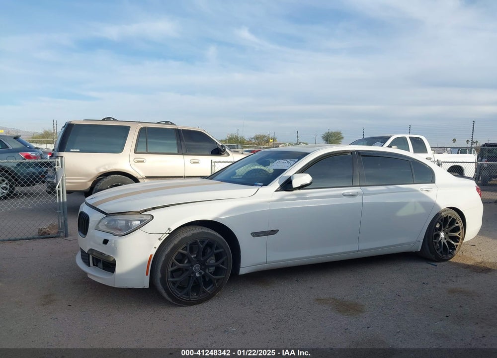 2013 BMW 750LI VIN: WBAYE8C51DD133811