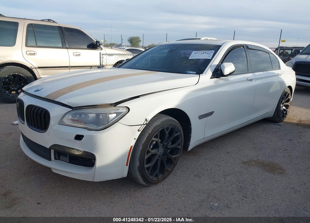 2013 BMW 750LI VIN: WBAYE8C51DD133811