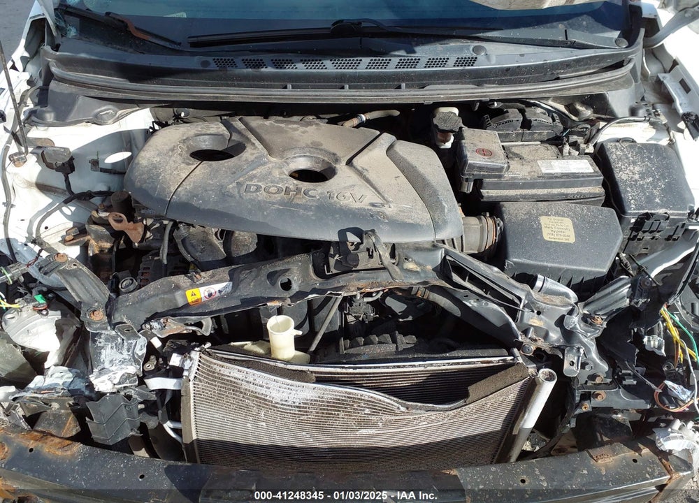 2013 HYUNDAI ELANTRA VIN: 5NPDH4AE7DH196443
