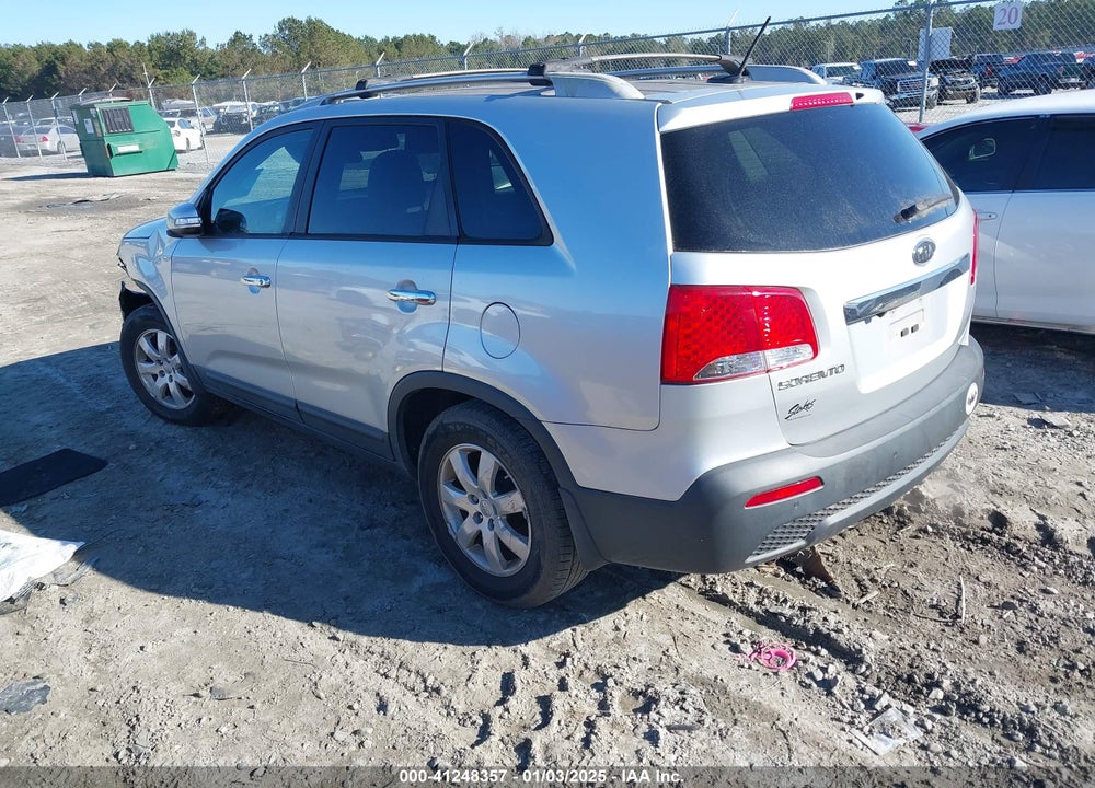 2012 KIA SORENTO LX VIN: 5XYKT3A65CG303780