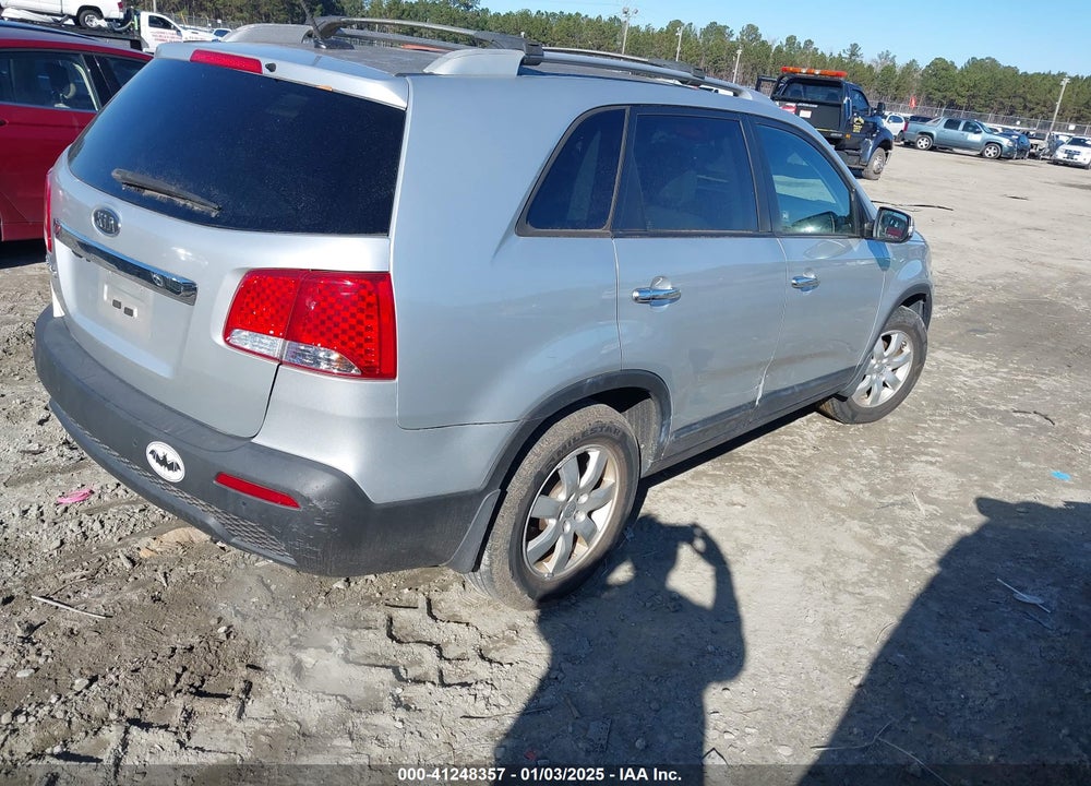 2012 KIA SORENTO LX VIN: 5XYKT3A65CG303780