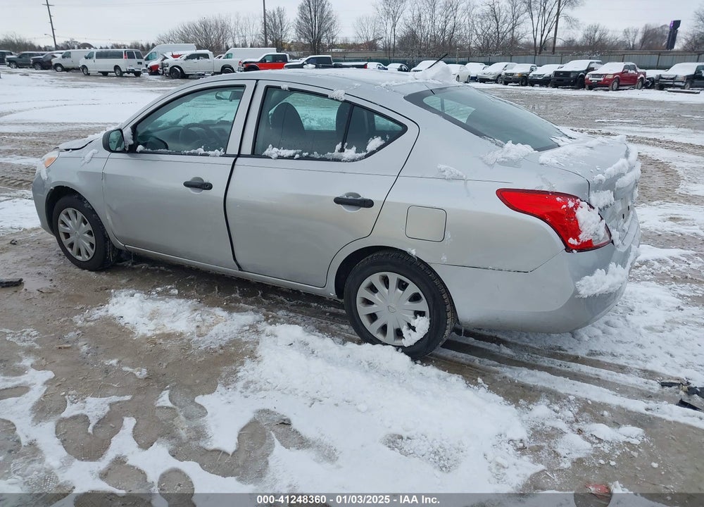 2013 NISSAN VERSA 1.6 S+ VIN: 3N1CN7AP7DL869094