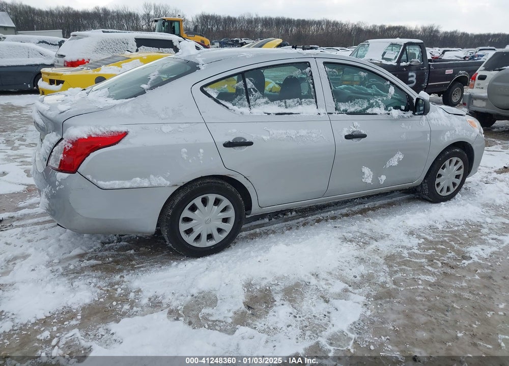 2013 NISSAN VERSA 1.6 S+ VIN: 3N1CN7AP7DL869094