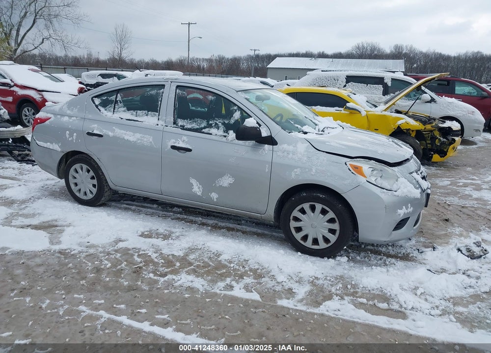 2013 NISSAN VERSA 1.6 S+ VIN: 3N1CN7AP7DL869094