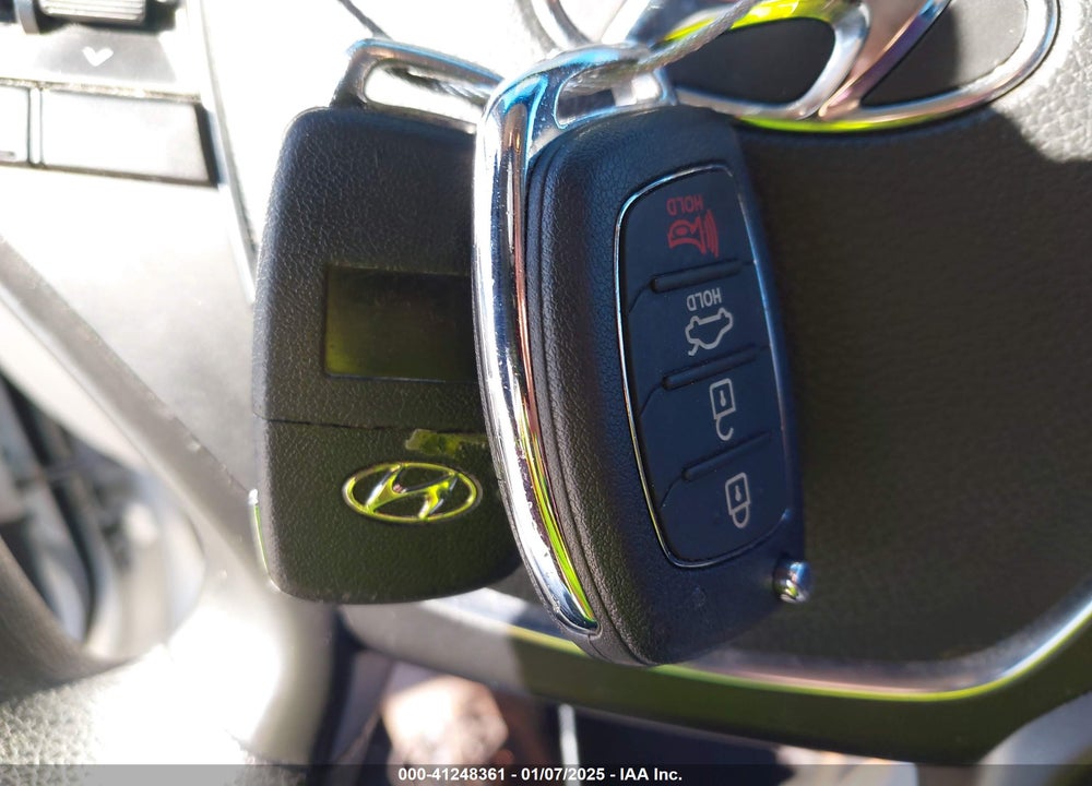 2016 HYUNDAI SONATA SE VIN: 5NPE24AF3GH371466
