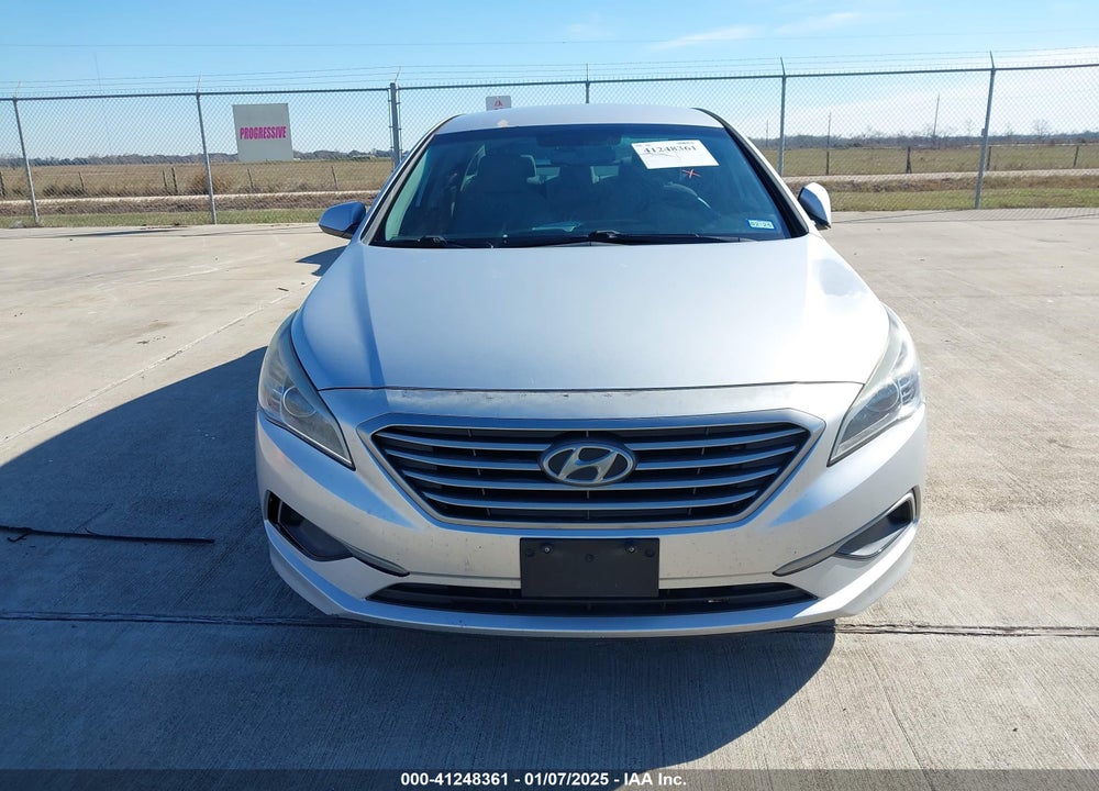 2016 HYUNDAI SONATA SE VIN: 5NPE24AF3GH371466