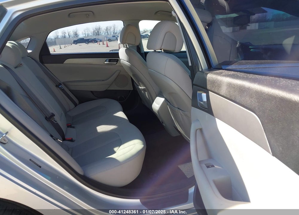 2016 HYUNDAI SONATA SE VIN: 5NPE24AF3GH371466