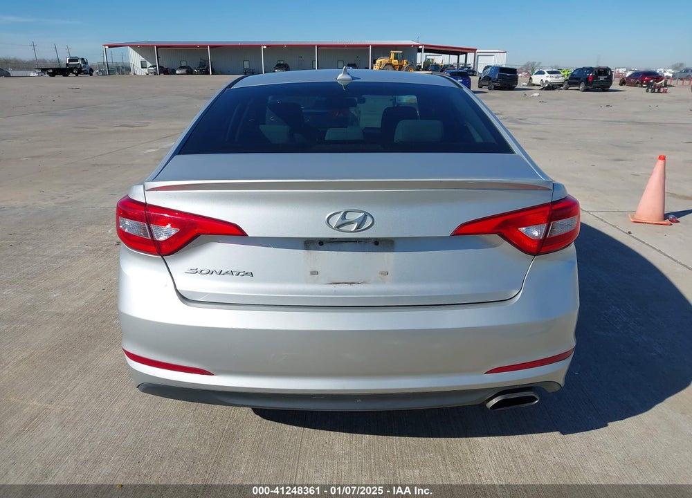 2016 HYUNDAI SONATA SE VIN: 5NPE24AF3GH371466