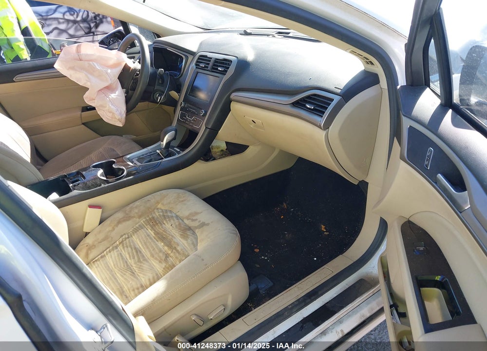 2016 FORD FUSION SE VIN: 3FA6P0H71GR210646