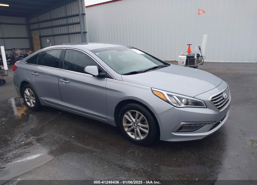 2015 HYUNDAI SONATA SE VIN: 5NPE24AF9FH146693
