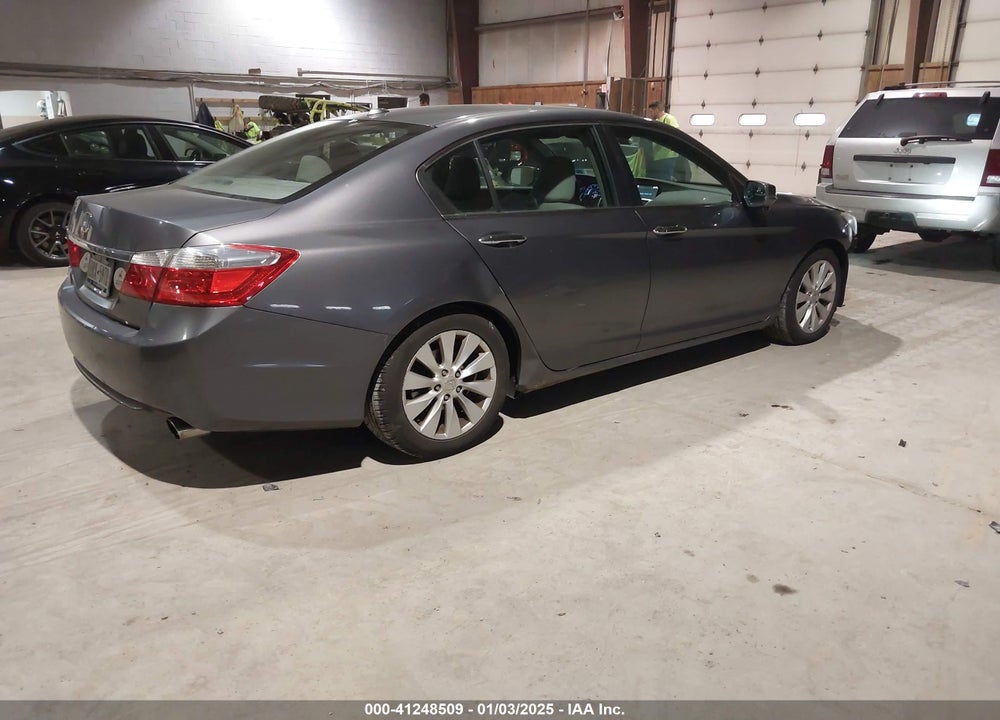2013 HONDA ACCORD EXL VIN: 1HGCR2F85DA027174