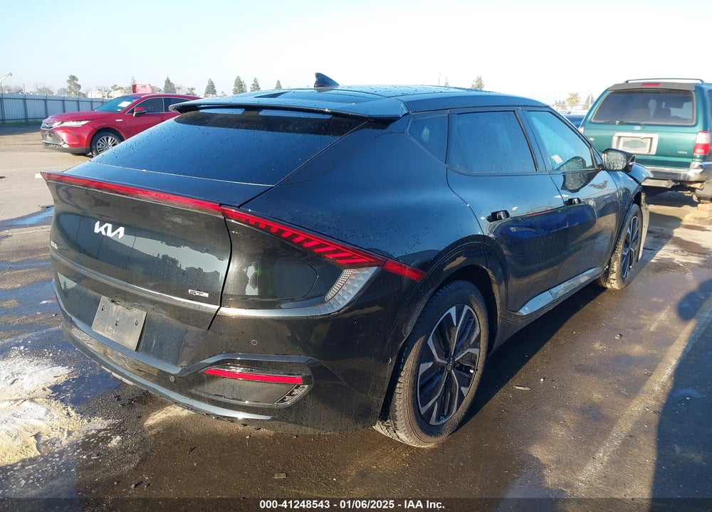 2022 KIA EV6 GT LINE VIN: KNDC44LAXN5030999
