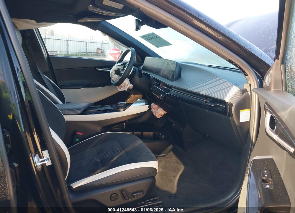 2022 KIA EV6 GT LINE VIN: KNDC44LAXN5030999