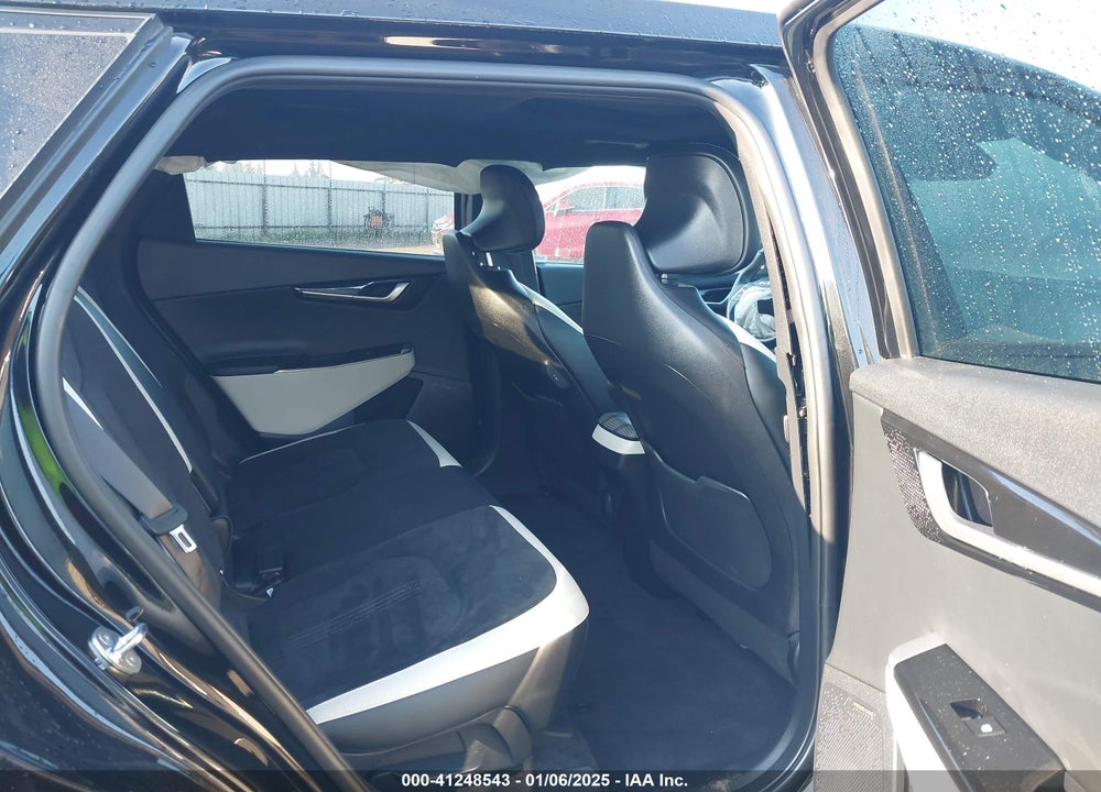 2022 KIA EV6 GT LINE VIN: KNDC44LAXN5030999