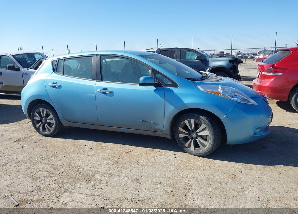 2015 NISSAN LEAF VIN: 1N4AZ0CP5FC326490