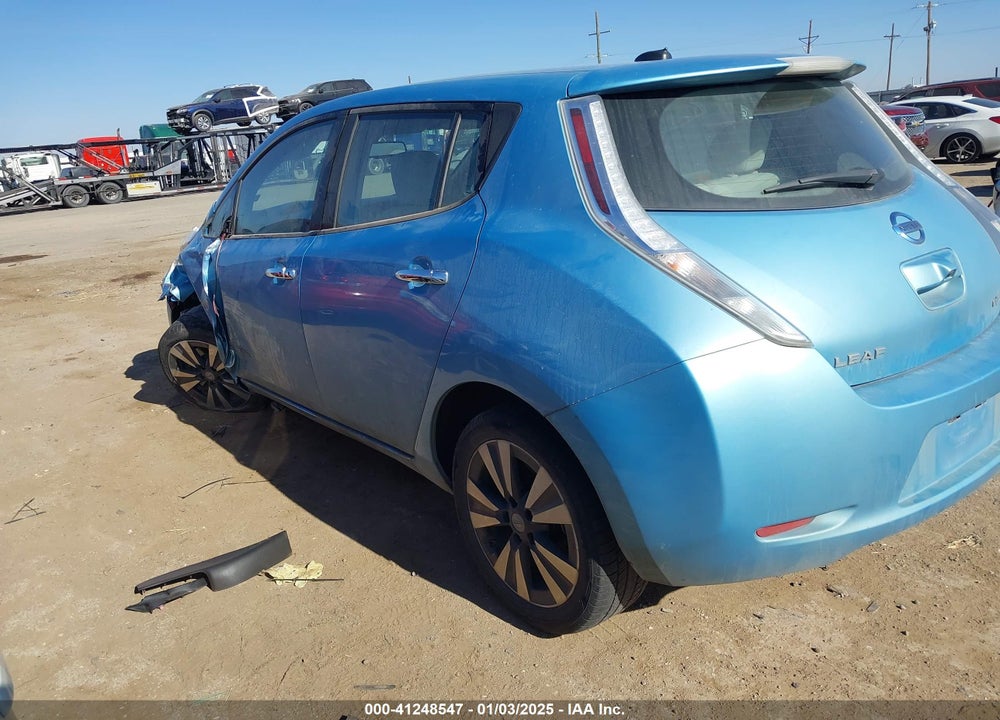 2015 NISSAN LEAF VIN: 1N4AZ0CP5FC326490