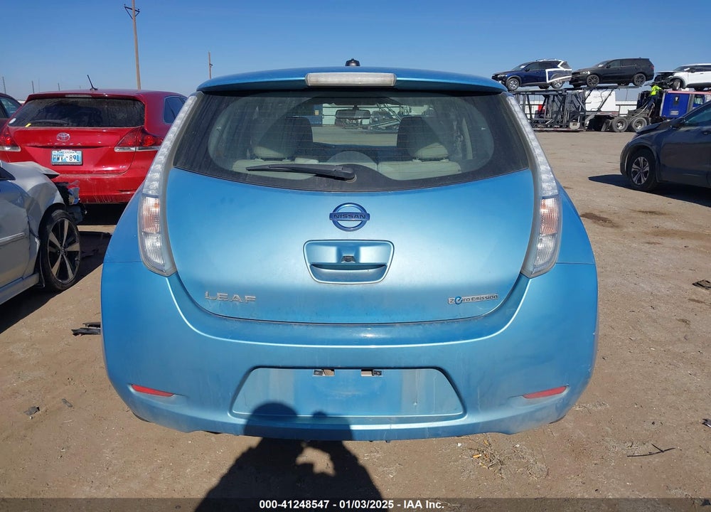 2015 NISSAN LEAF VIN: 1N4AZ0CP5FC326490