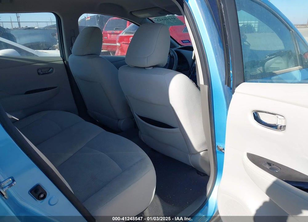 2015 NISSAN LEAF VIN: 1N4AZ0CP5FC326490