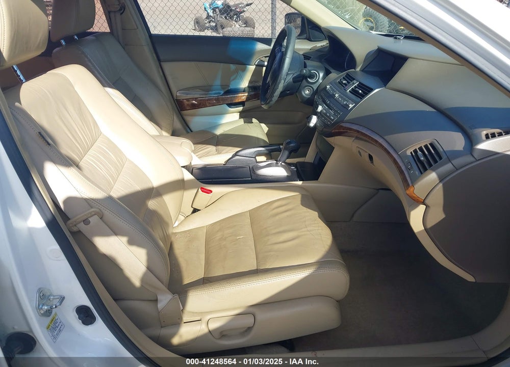 2009 HONDA ACCORD 2.4 EX-L VIN: 1HGCP26859A033022