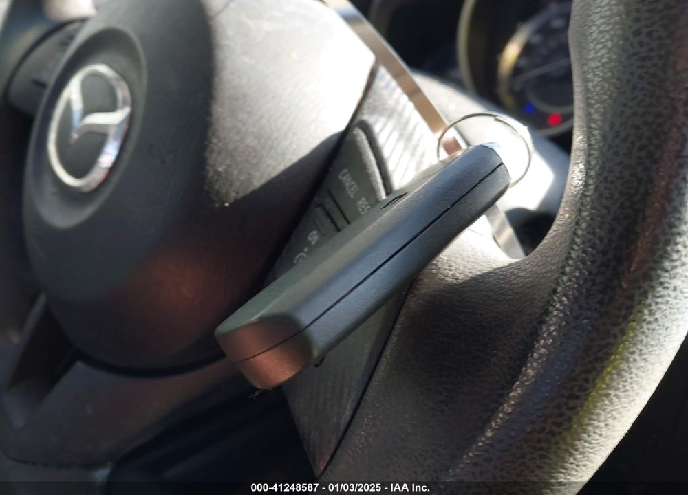 2016 MAZDA MAZDA3 VIN: JM1BM1T77G1326524