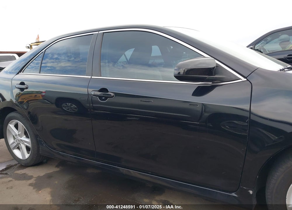 2014 TOYOTA CAMRY SE VIN: 4T1BF1FK0EU763038