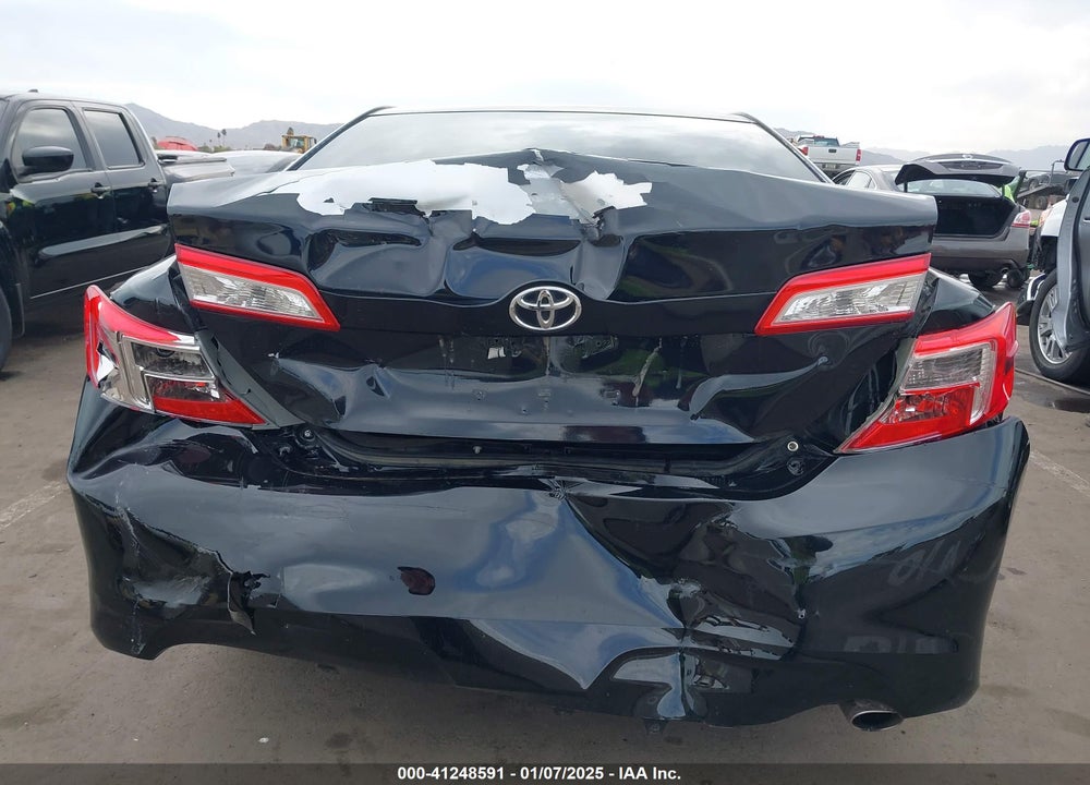 2014 TOYOTA CAMRY SE VIN: 4T1BF1FK0EU763038