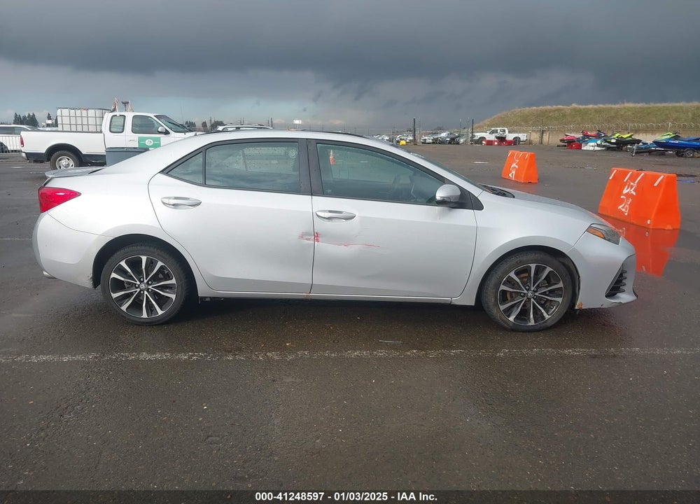 2017 TOYOTA COROLLA SE VIN: 5YFBURHE5HP692338