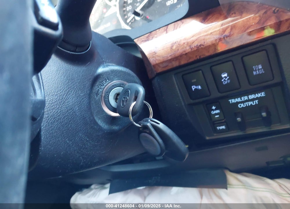 2016 TOYOTA TUNDRA VIN: 5TFAY5F15GX565324