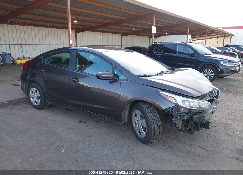 2018 KIA FORTE LX VIN: 3KPFL4A72JE164802