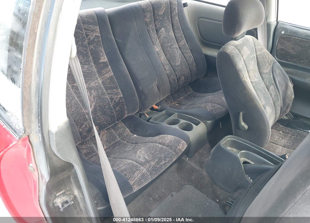 1995 SATURN SC2 VIN: 1G8ZH127XSZ243937