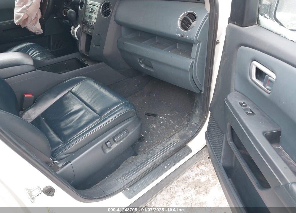 2009 HONDA PILOT EX-L VIN: 5FNYF48519B023195