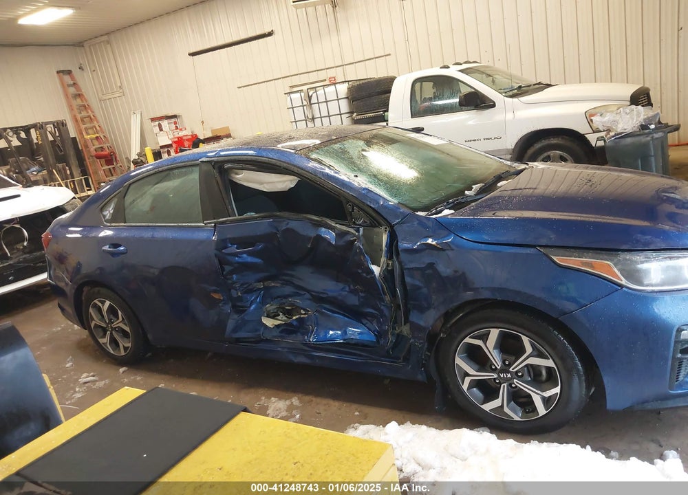 2021 KIA FORTE VIN: 3KPF24AD0ME377101