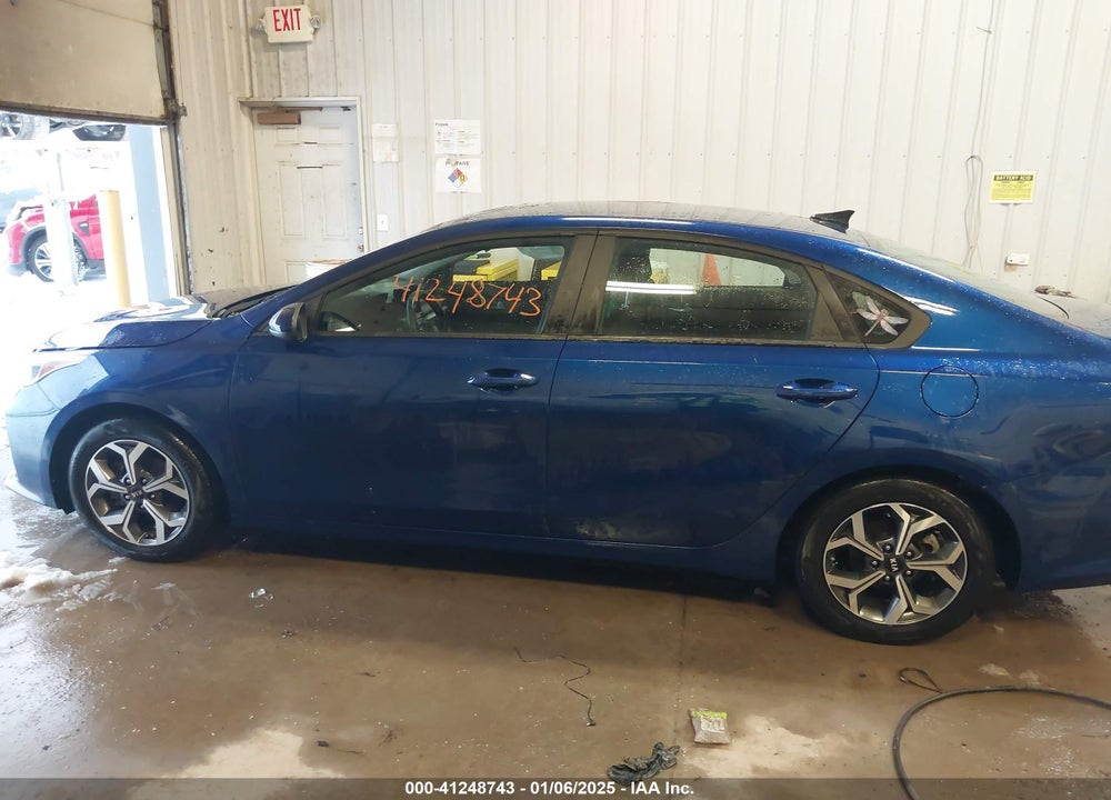 2021 KIA FORTE VIN: 3KPF24AD0ME377101
