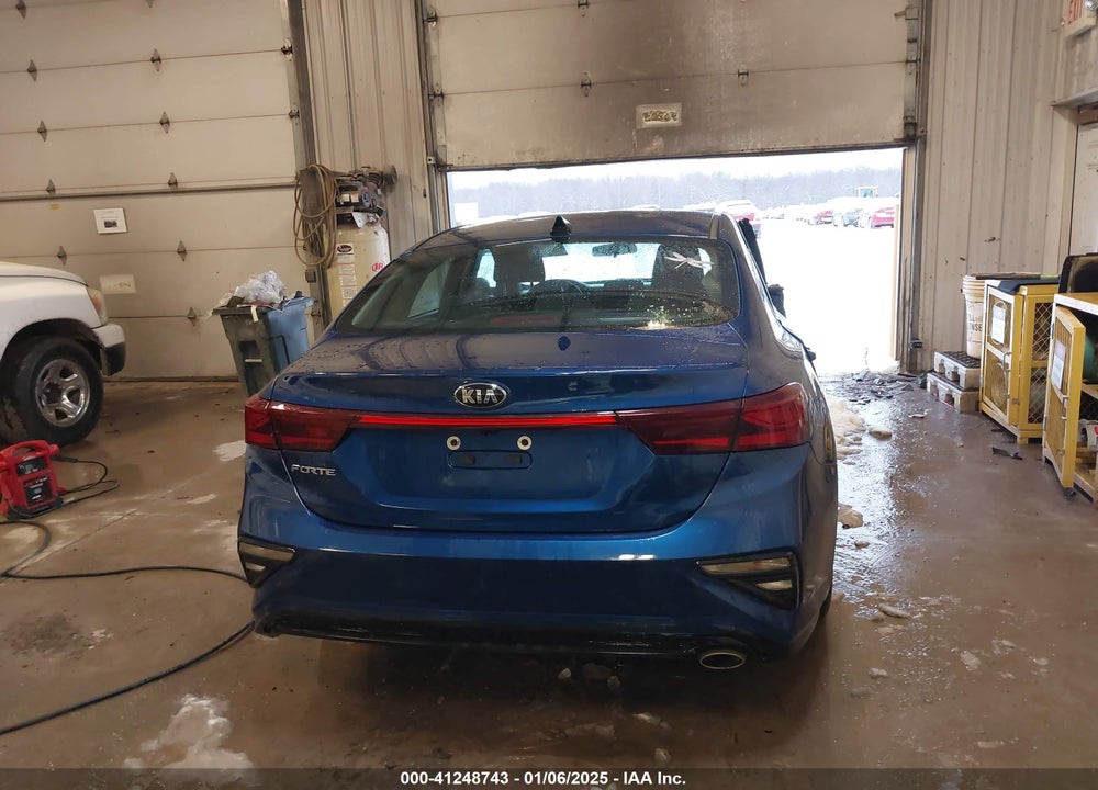 2021 KIA FORTE VIN: 3KPF24AD0ME377101