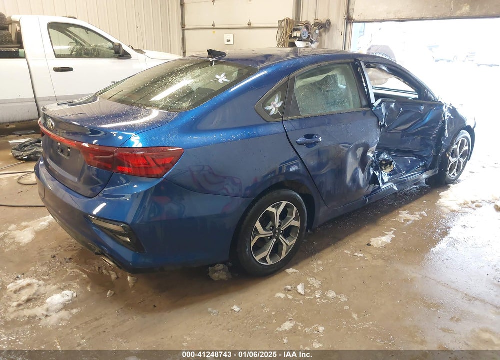 2021 KIA FORTE VIN: 3KPF24AD0ME377101