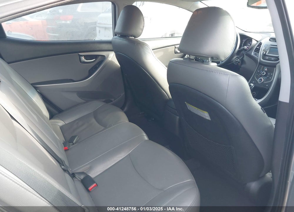 2014 HYUNDAI ELANTRA VIN: 5NPDH4AE0EH459518