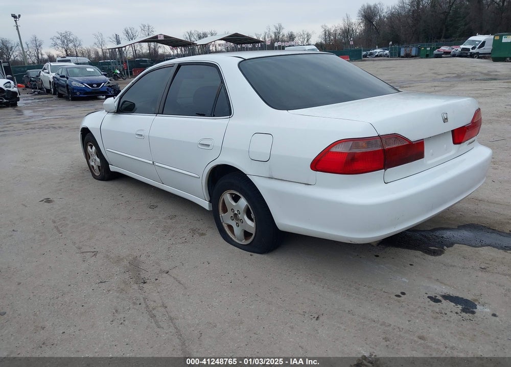 1999 HONDA ACCORD EX V6 VIN: 1HGCG1655XA020087