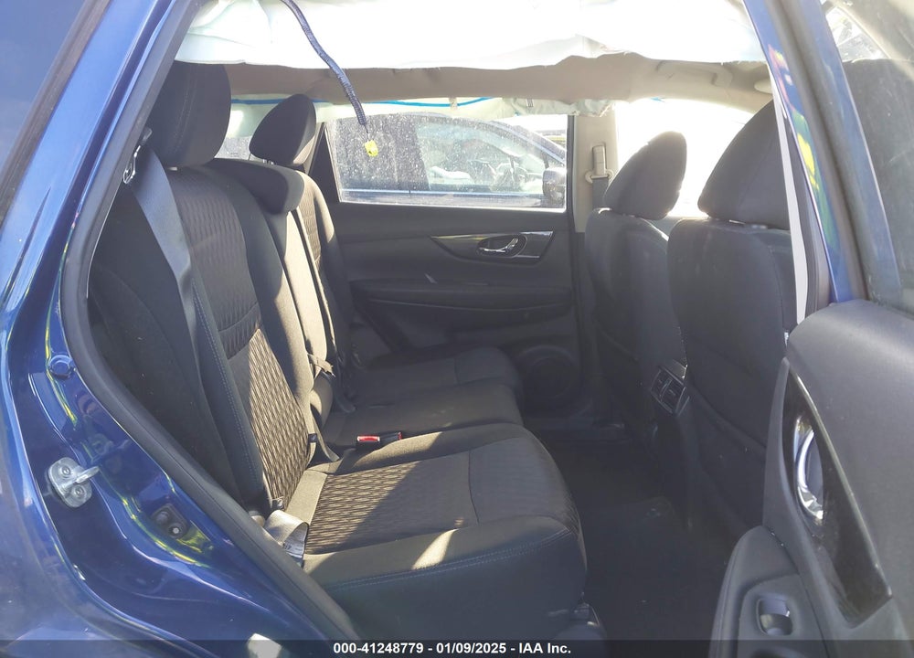 2018 NISSAN ROGUE SV VIN: 5N1AT2MV8JC842321