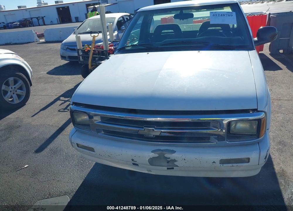 1995 CHEVROLET S TRUCK S10 VIN: 1GCCS1448S8125200