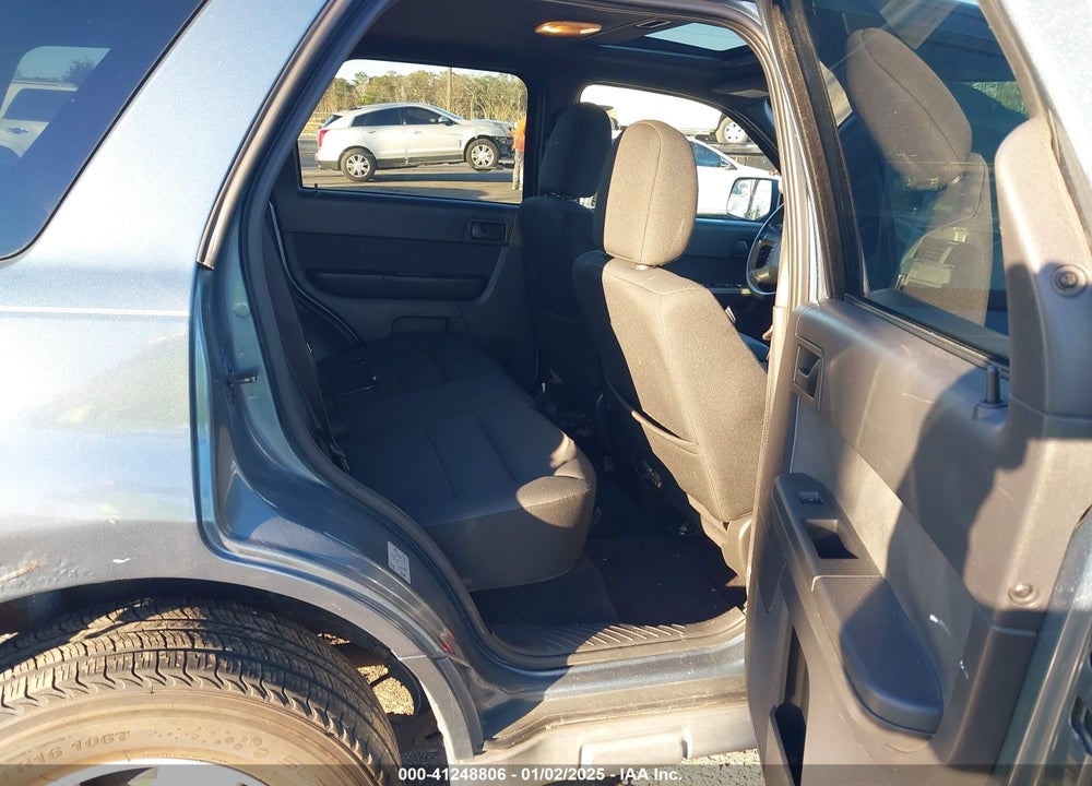 2010 FORD ESCAPE XLT VIN: 1FMCU0DG7AKD32284