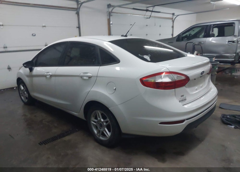 2018 FORD FIESTA VIN: 3FADP4BJ3JM109664
