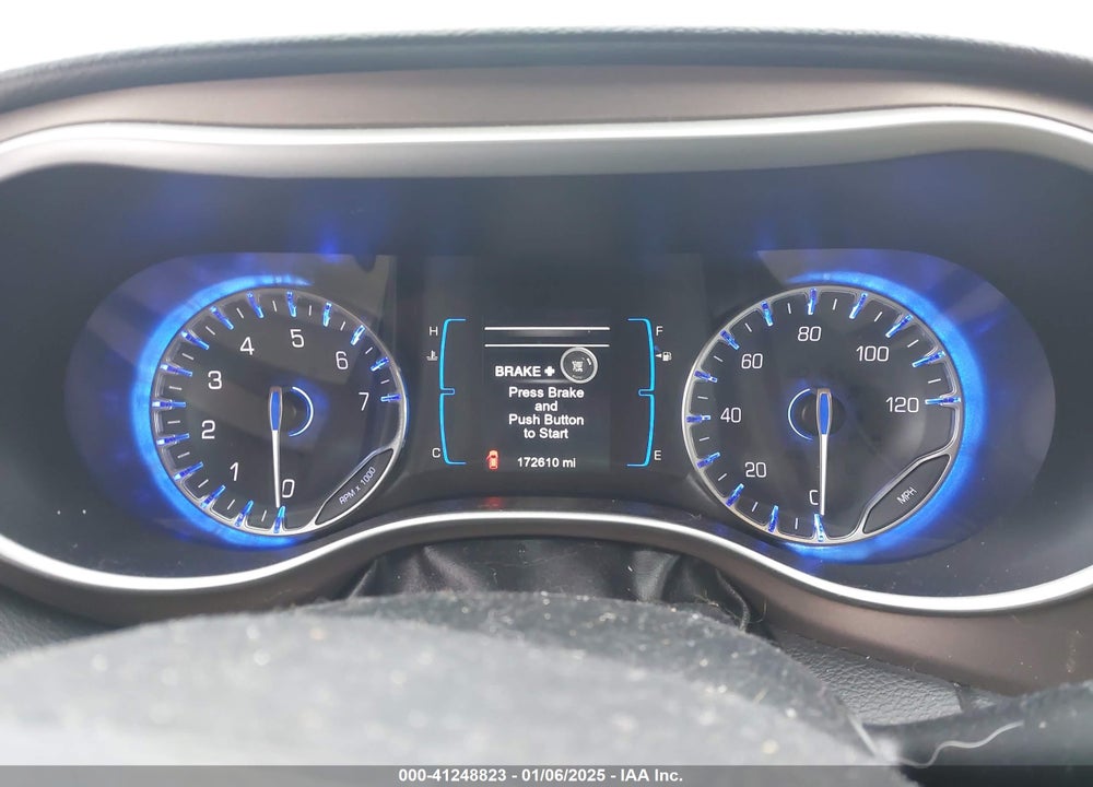 2017 CHRYSLER PACIFICA TOURING L VIN: 2C4RC1BG6HR552389
