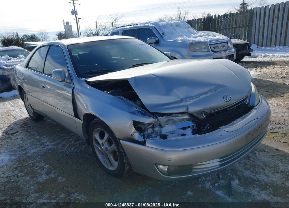 2000 LEXUS ES 300 VIN: JT8BF28G4Y5083000