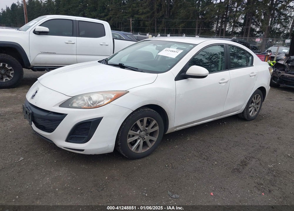 2011 MAZDA 3 I SPORT VIN: JM1BL1UG8B1370056