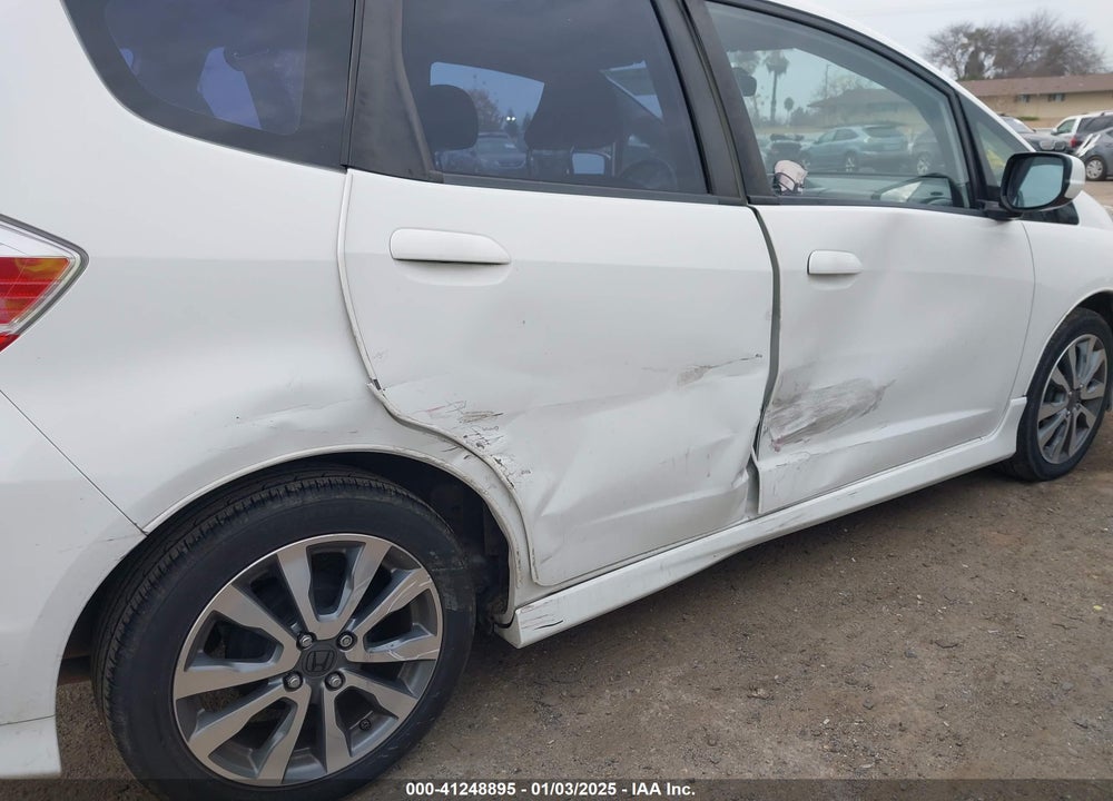 2012 HONDA FIT SPORT VIN: JHMGE8H58CC023770