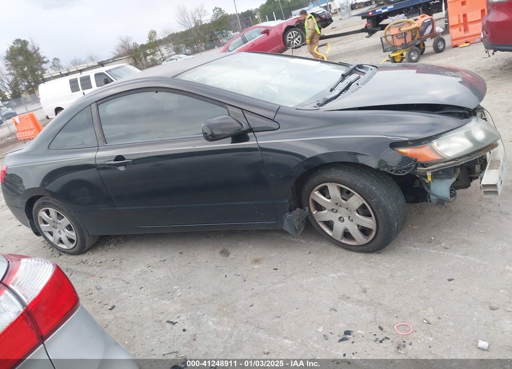 2008 HONDA CIVIC LX VIN: 2HGFG12638H579572